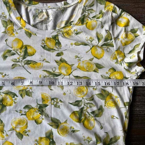 Ladies lemon print top Wound up size XL (15-17) - Picture 6 of 6